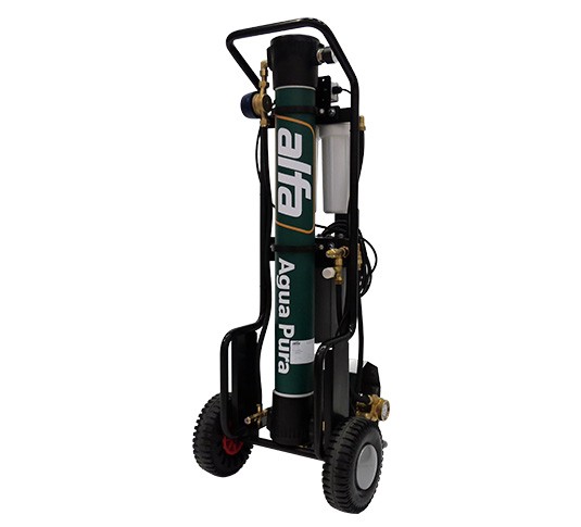 Água Pura Limpeza de vidros alt 2