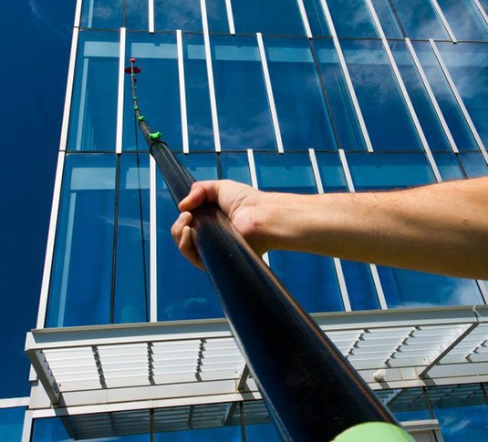 Água Pura Limpeza de vidros alt 4