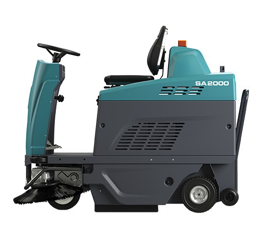 SA2000 Varredeira compacta a bateria de operação a bordo alt 1