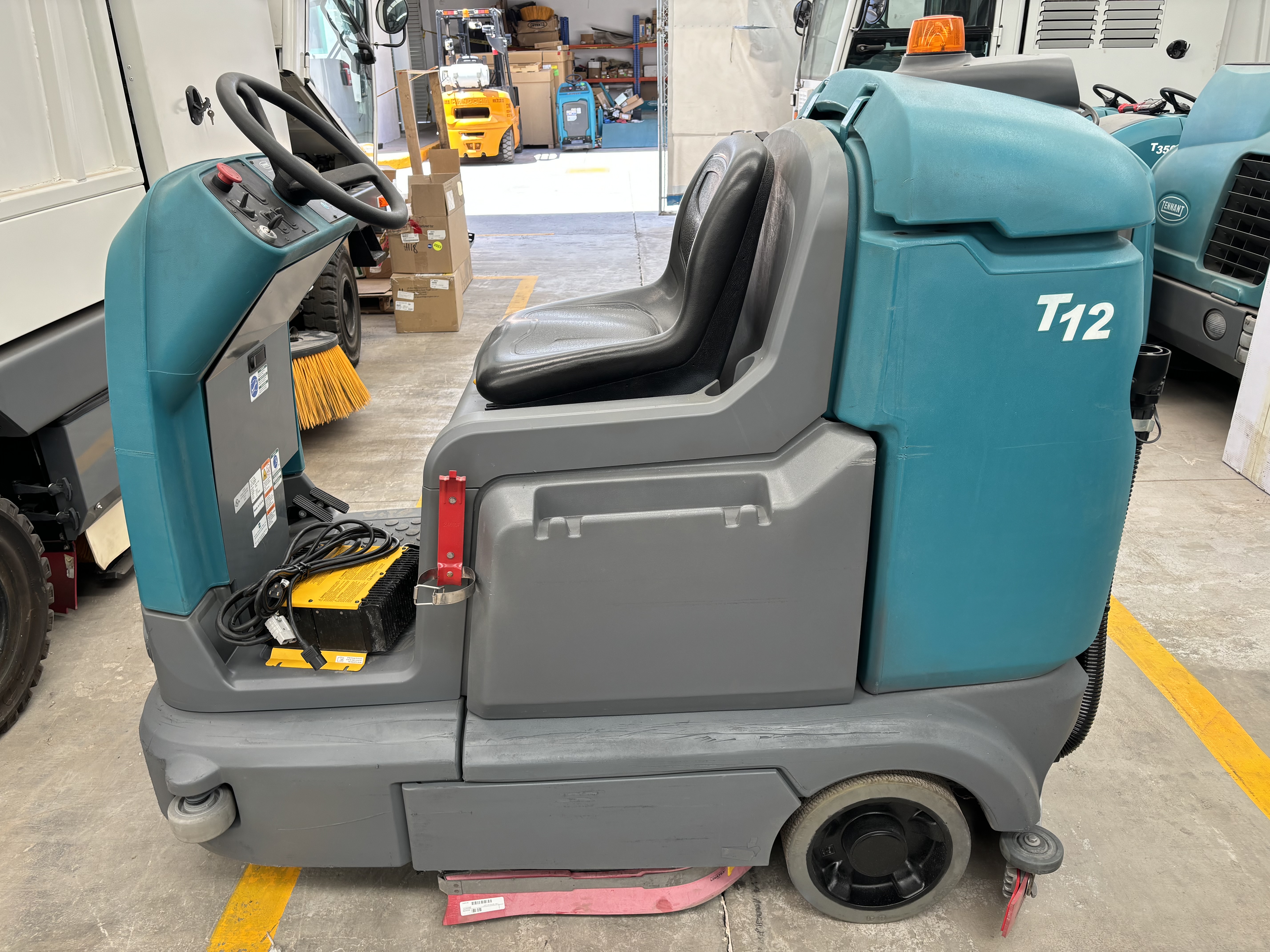 T12