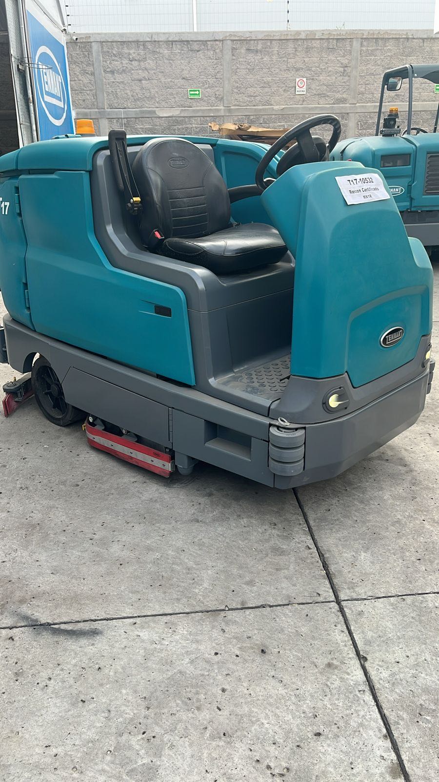 T17