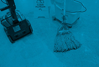 Comparing Robotic Cleaning Machines