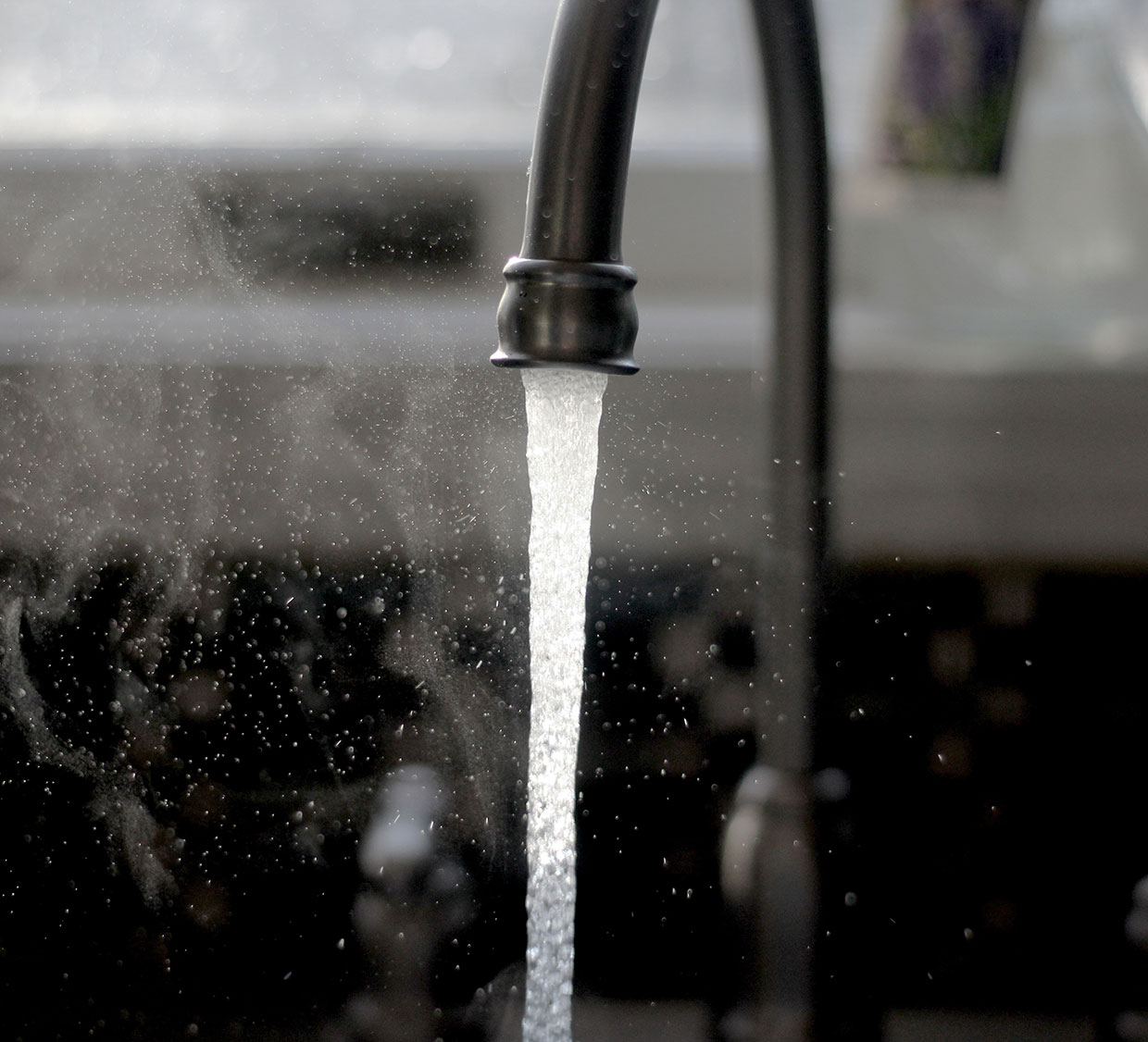 5 Ways to Reduce Water Consumption at Work Tennant Blog