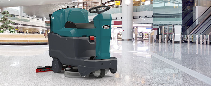 Tennant T581 Ride On Floor Scrubber