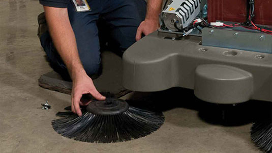 Industrial & Commercial Floor Cleaning Machines | Tennant Company