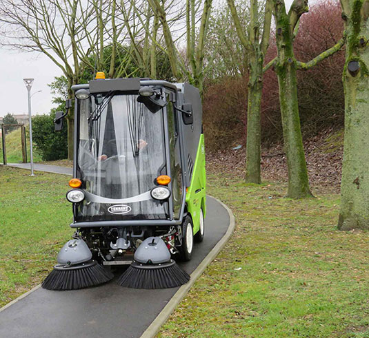 636 Green Machines Air Sweeper