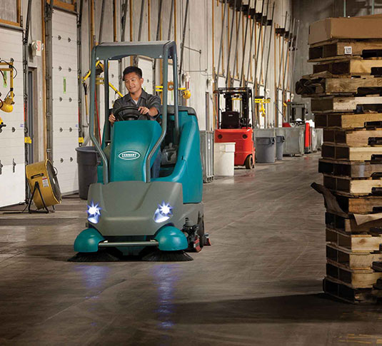 T16 Récureuse autoportée à batterie alt 9