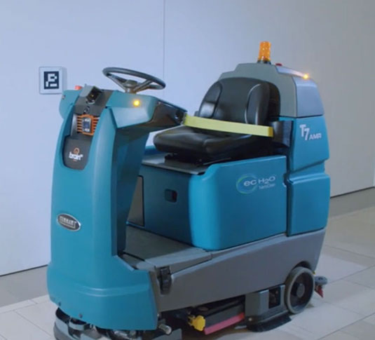 T7AMR Robotic Floor Scrubber-Dryer alt 7