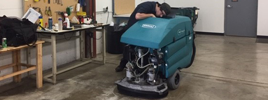 Used 5680 floor scrubber being reconditioned Used 5680 floor scrubber being reconditioned
