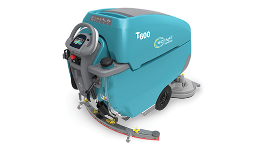 T600 floor scrubber with a red Linatex squeegee blade