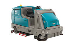 M17 Tennant Ride-On Sweeper-Scrubber Floor Cleaning Machine