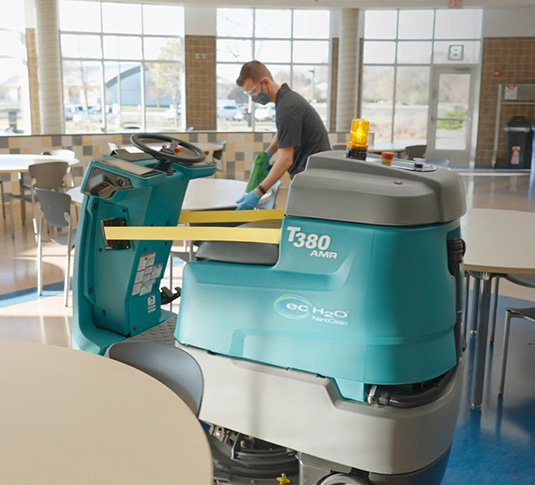 Tennant T380AMR Robotic Floor Scrubber Tennant T380AMR Robotic Floor Scrubber