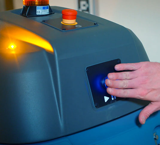 Start button and safety beacon on T7AMR Start button and safety beacon on T7AMR
