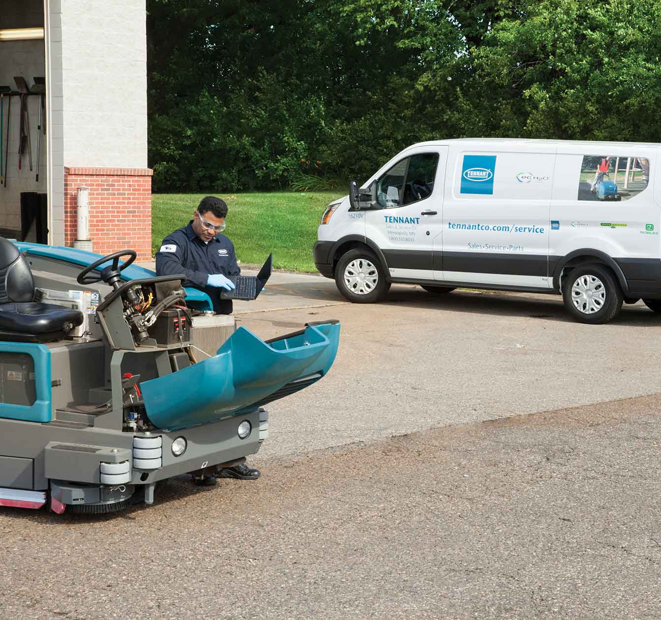 Tennant Service Rep and a Tennant Service Van