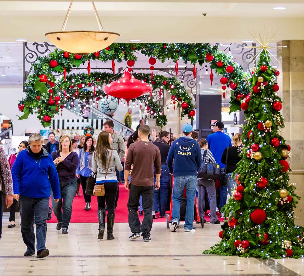 Clean floors of shopping mall during holiday season Clean floors of shopping mall during holiday season