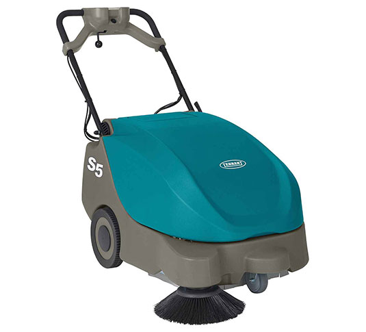 Balai compact alimenté par batterie S5 de Tennant Balai compact alimenté par batterie S5 de Tennant